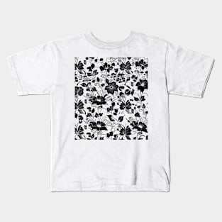 Elegant and timeless flowers Black Kids T-Shirt